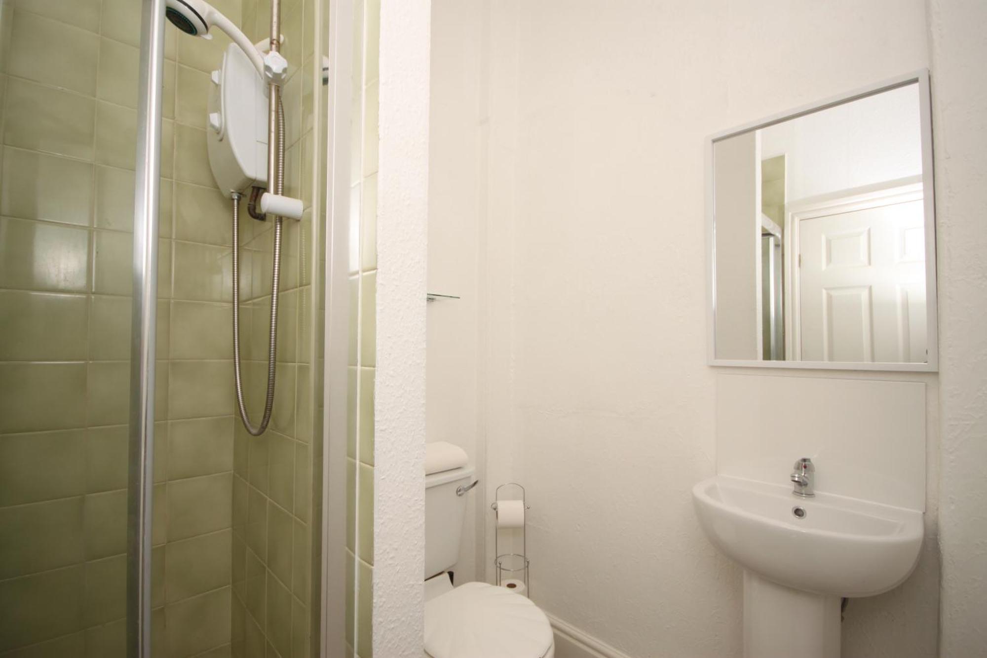 Barton Beachside - Stylish Studio Apartment, Double & Single - Central Beach & Promenade Location - Over 21'S, Family Friendly Only, Id Required Blackpool Værelse billede